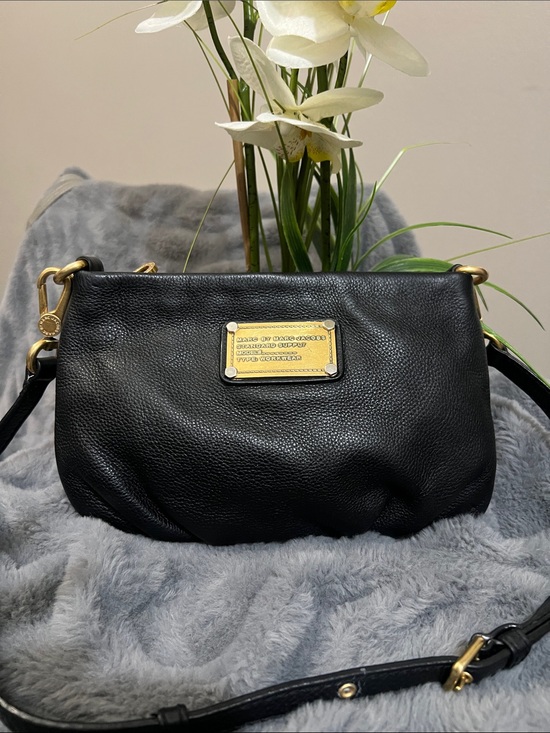 Marc By Marc Jacobs Handbags - Marc By Marc Jacobs Classic Q Percy Pebbled Leather Crossbody EUC retail $198